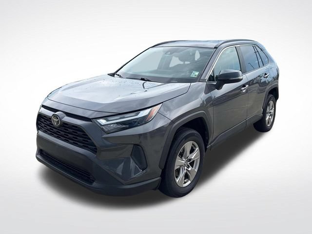 Used 2023 Toyota RAV4 XLE FWD image 3