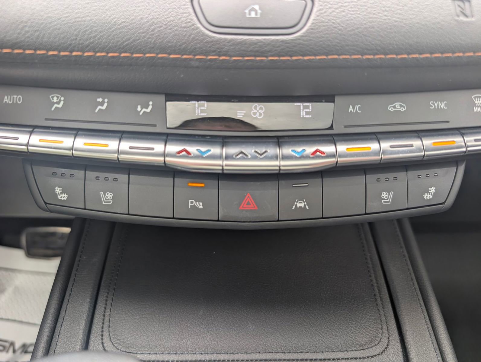 Used 2019 Cadillac XT4 Sport AWD/4WD image 21