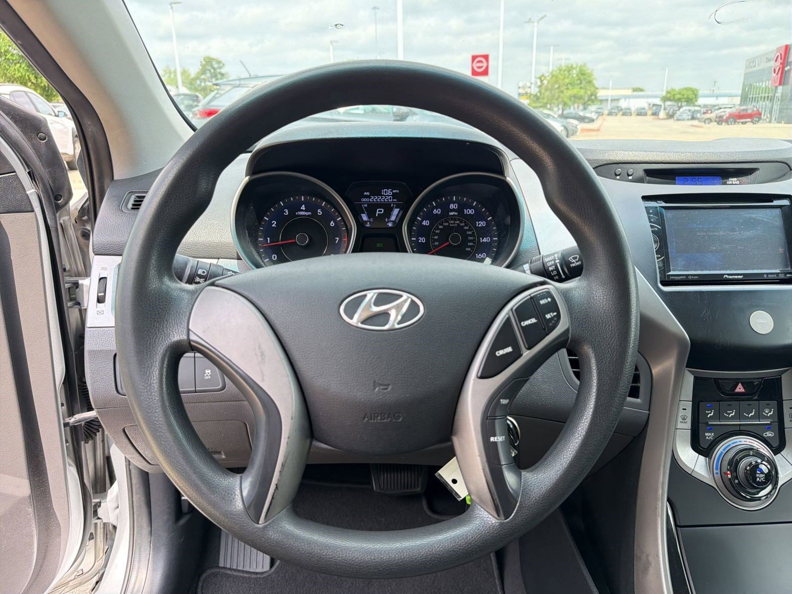 Used 2013 Hyundai Elantra GLS image 16