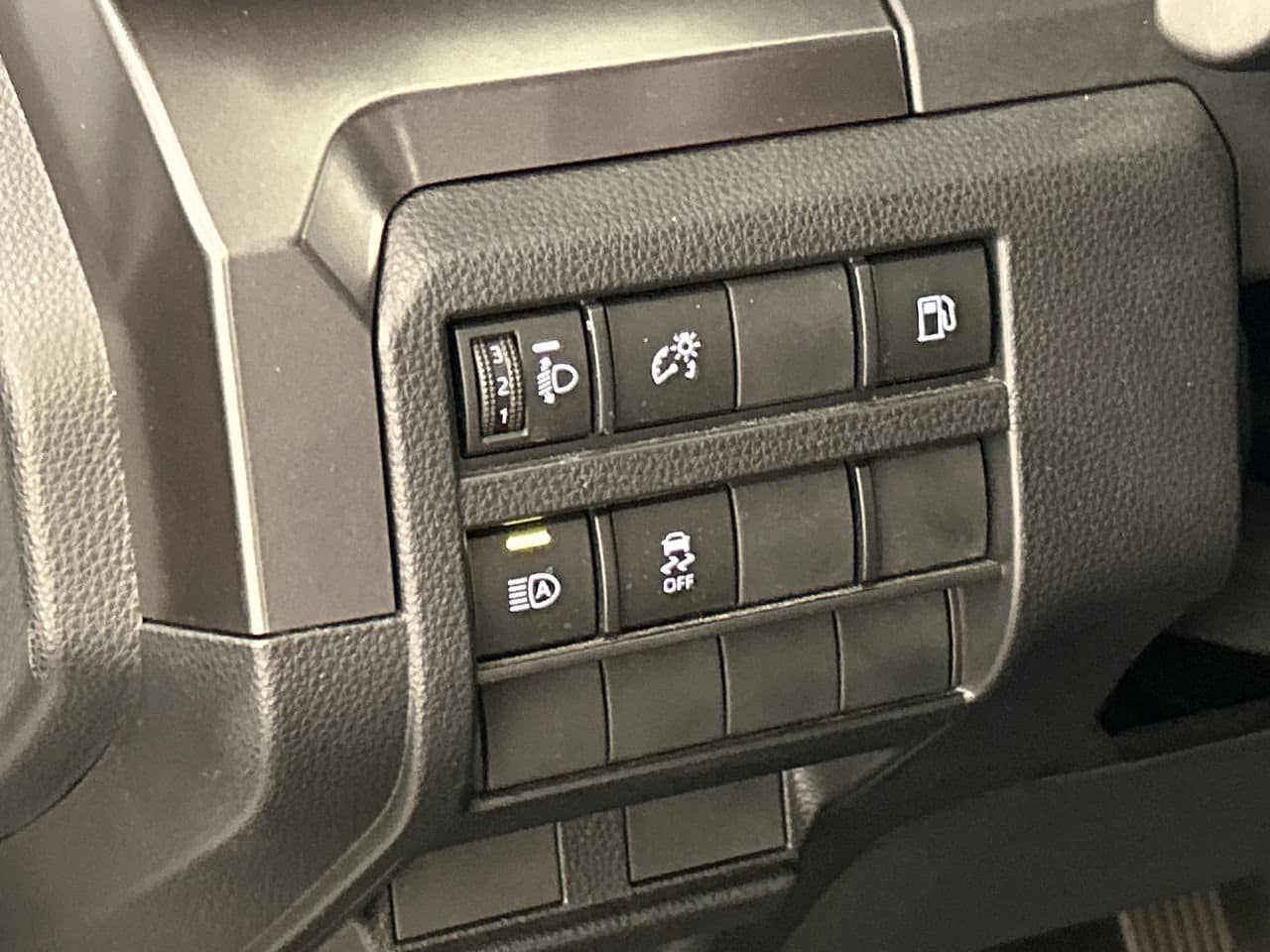 Used 2025 Toyota 4Runner SR5 RWD image 13