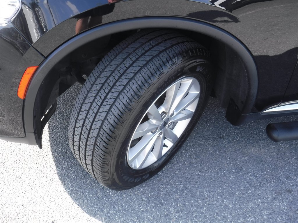 Used 2021 Dodge Durango SXT AWD/4WD image 20