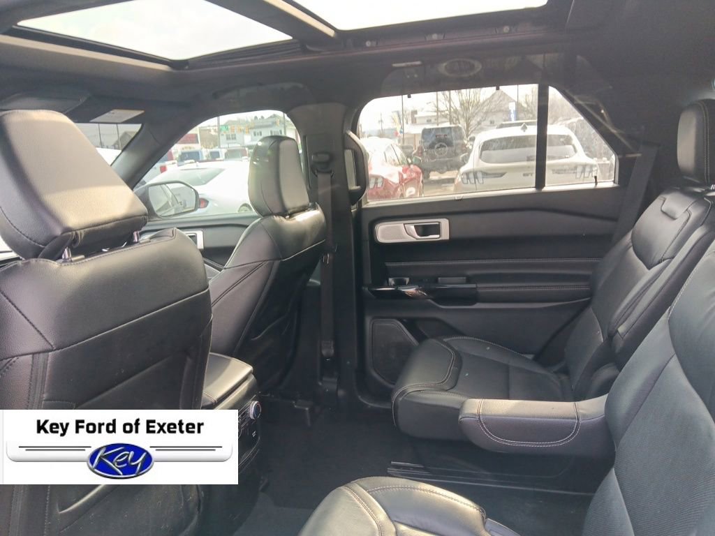 Used 2022 Ford Explorer ST w/ ST Street Pack image 18