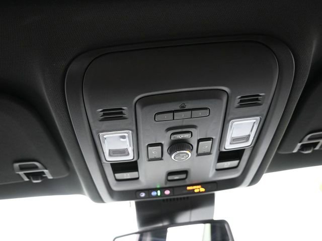 Used 2024 Chevrolet Tahoe LT w/ Luxury Package image 12