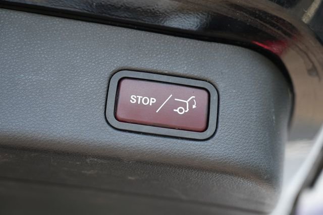 Used 2014 Mercedes-Benz ML 350 BlueTEC 4MATIC image 16