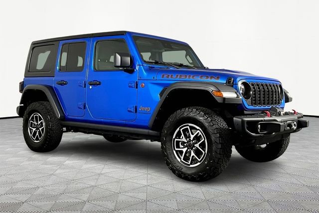 Used 2024 Jeep Wrangler Unlimited Rubicon w/ Capability Package image 3