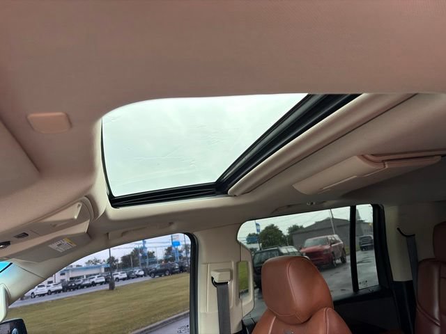Used 2019 Cadillac Escalade ESV Luxury AWD/4WD image 25