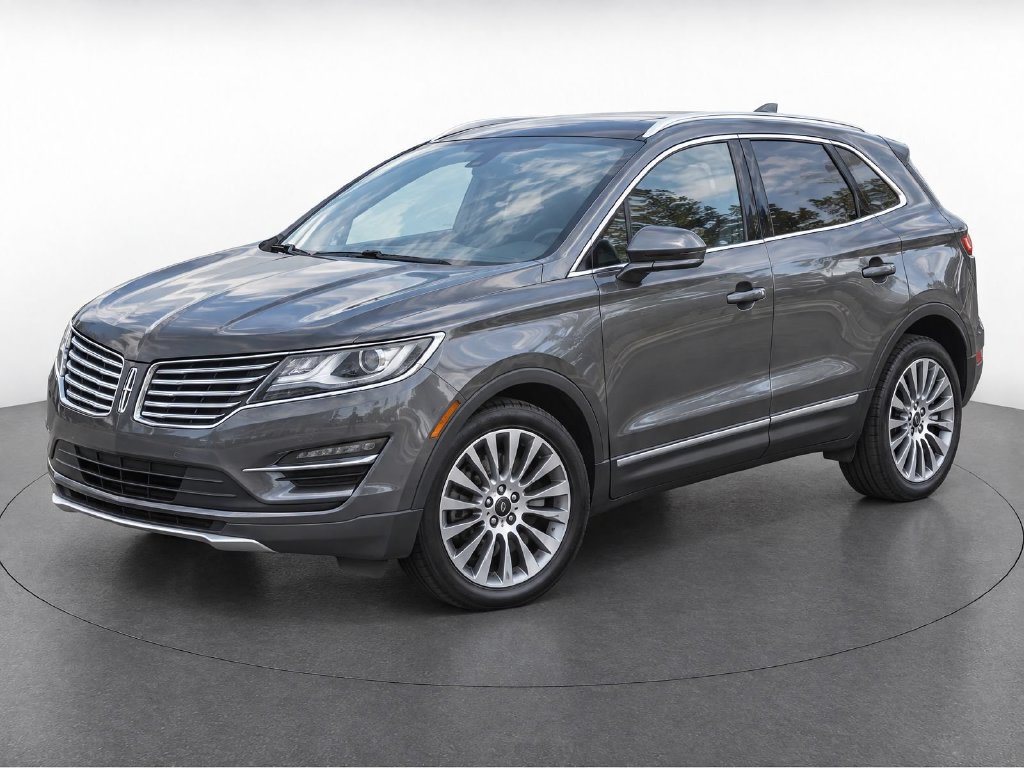 Used 2017 Lincoln MKC Reserve FWD image 1