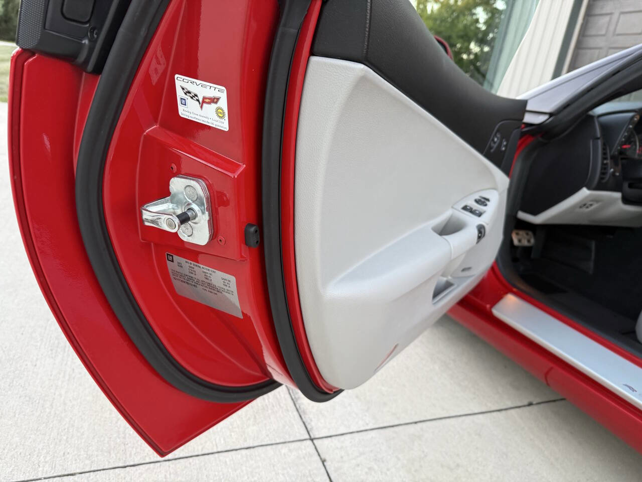 Used 2008 Chevrolet Corvette Coupe w/ Preferred Equipment Group image 95