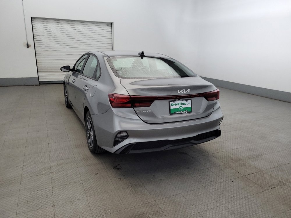 Used 2023 Kia Forte LXS FWD image 5