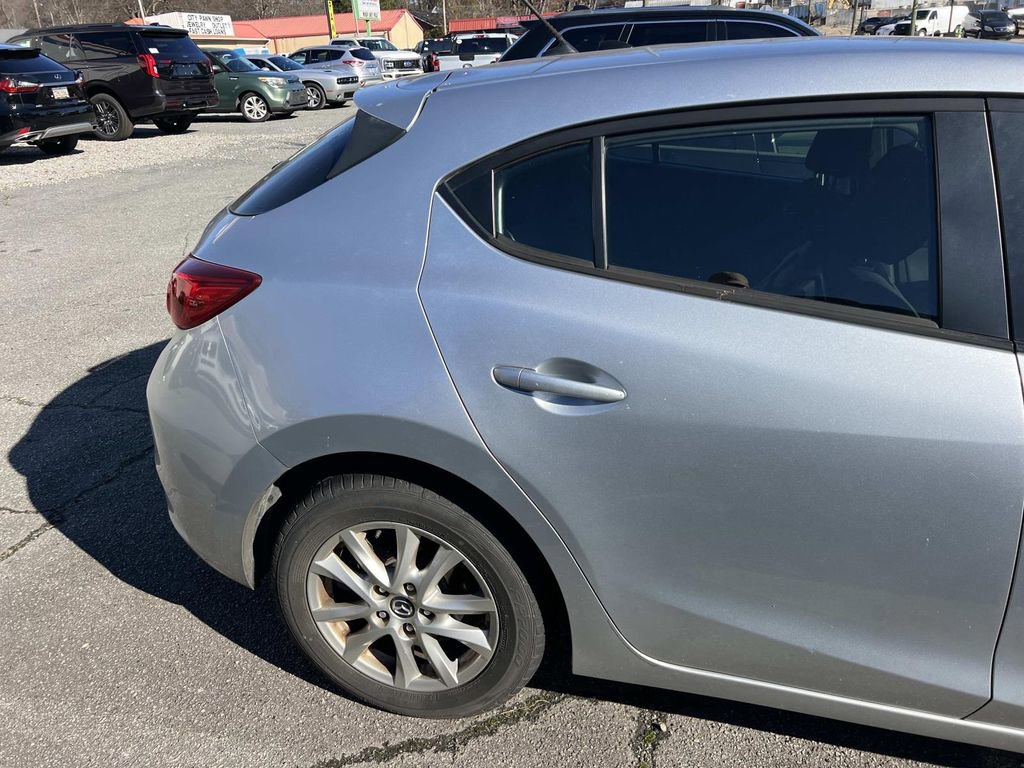 Used 2018 MAZDA MAZDA3 Sport image 8