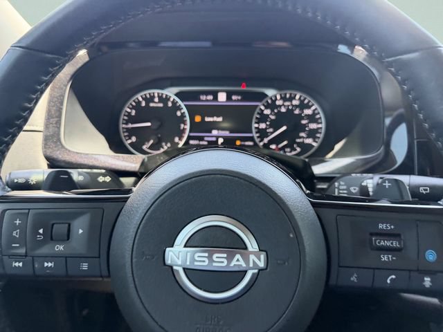 Used 2022 Nissan Pathfinder SL FWD image 31