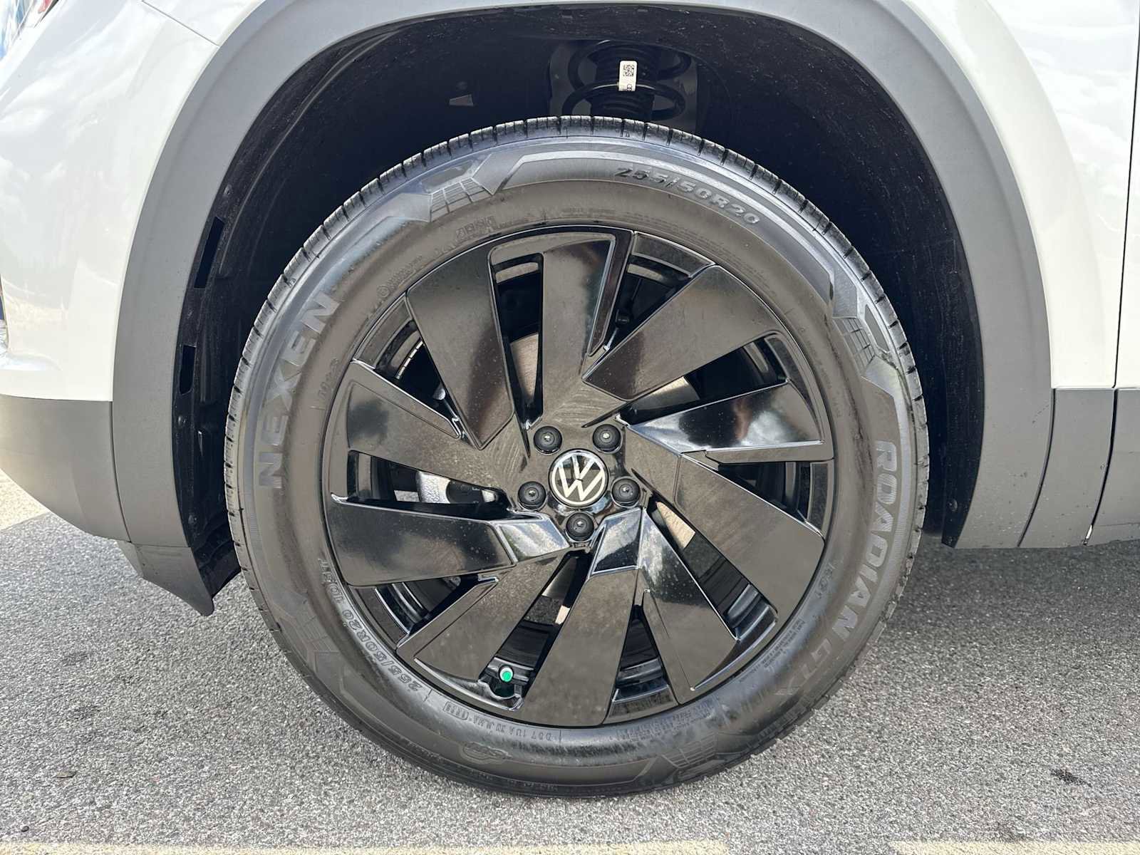 Used 2026 Volkswagen Atlas Cross Sport SE image 20