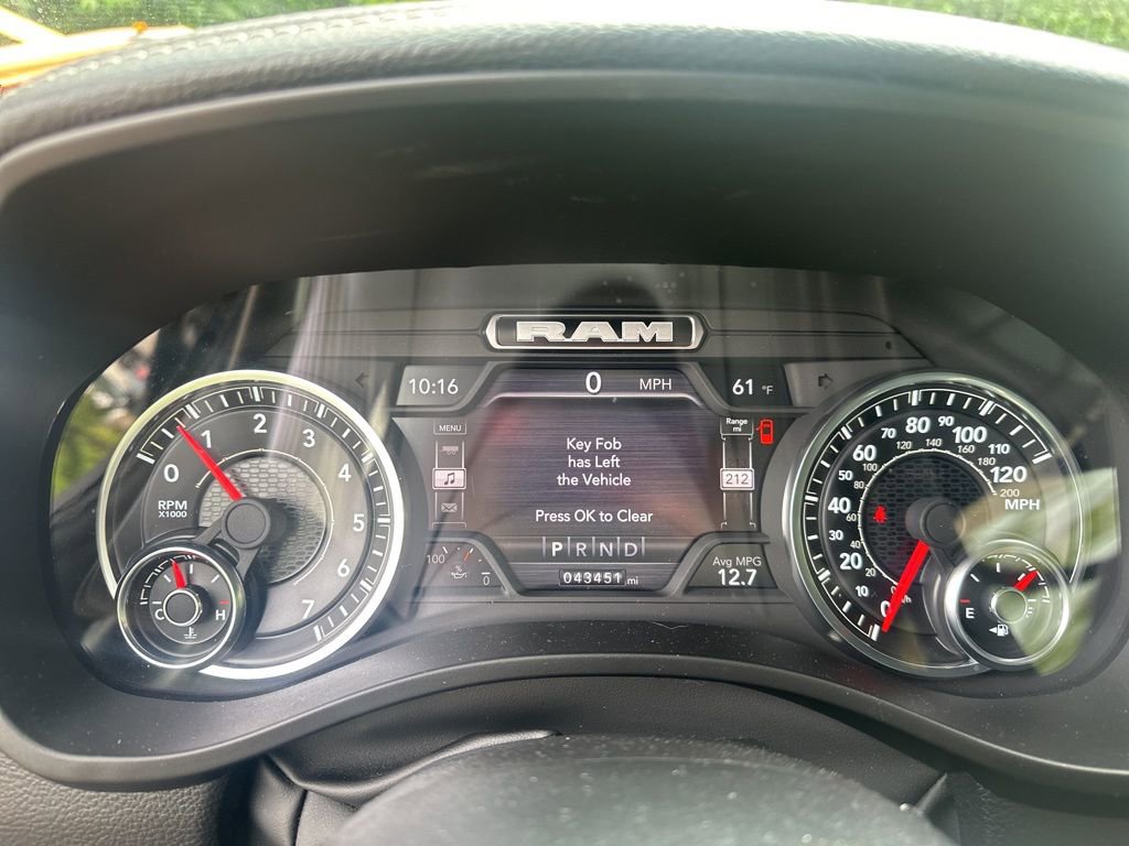 Used 2023 RAM 1500 Laramie AWD/4WD image 16