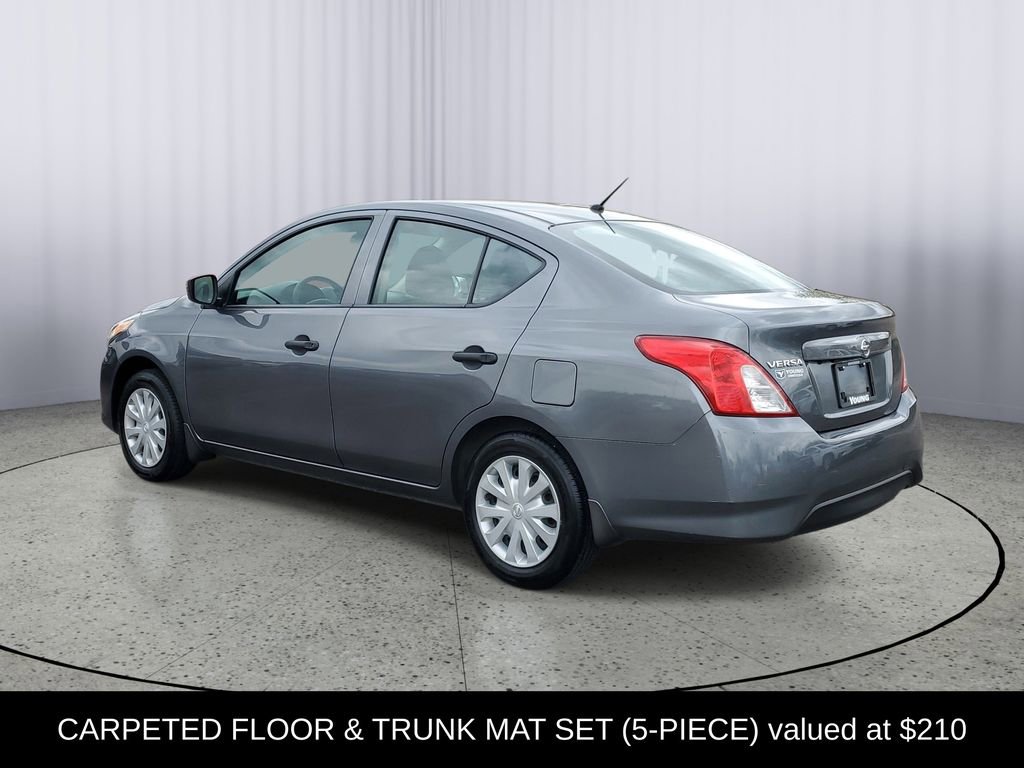 Used 2019 Nissan Versa S FWD image 4