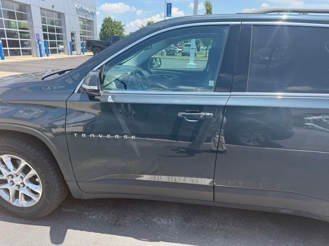 Used 2018 Chevrolet Traverse LT FWD image 8