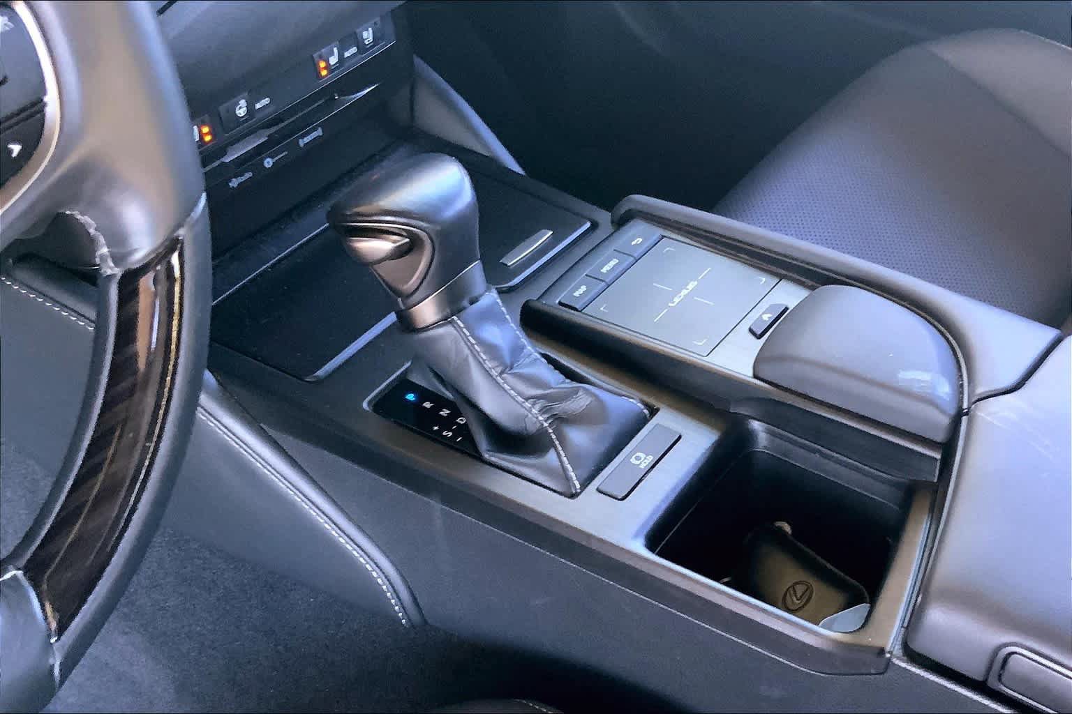 Used 2019 Lexus ES 350 w/ Premium Package FWD image 16