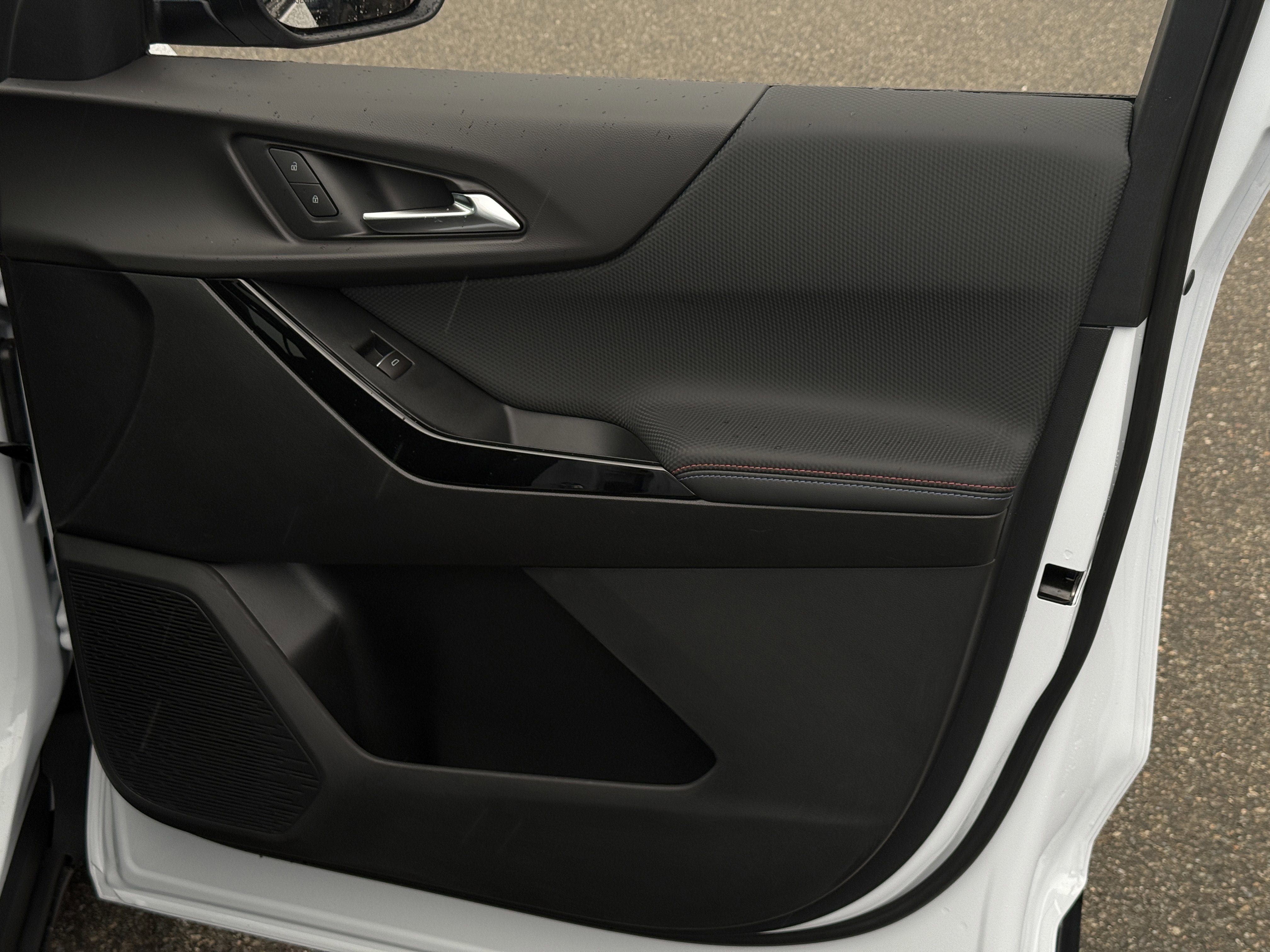 New 2026 Chevrolet Equinox RS image 20