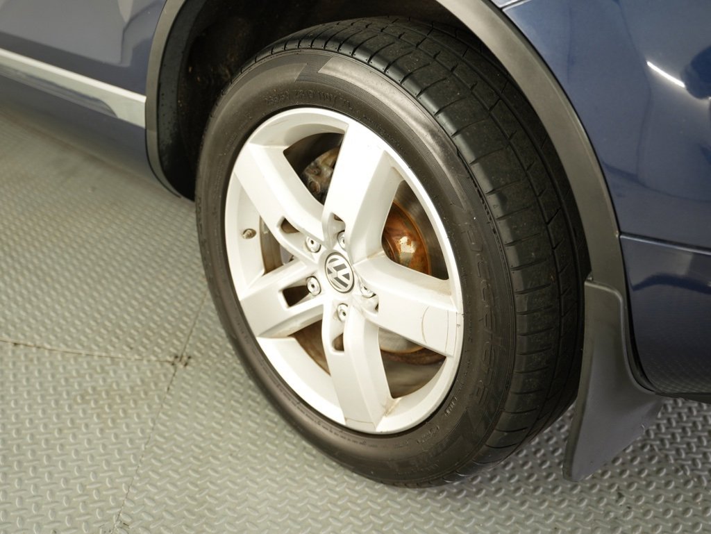 Used 2013 Volkswagen Touareg VR6 image 67