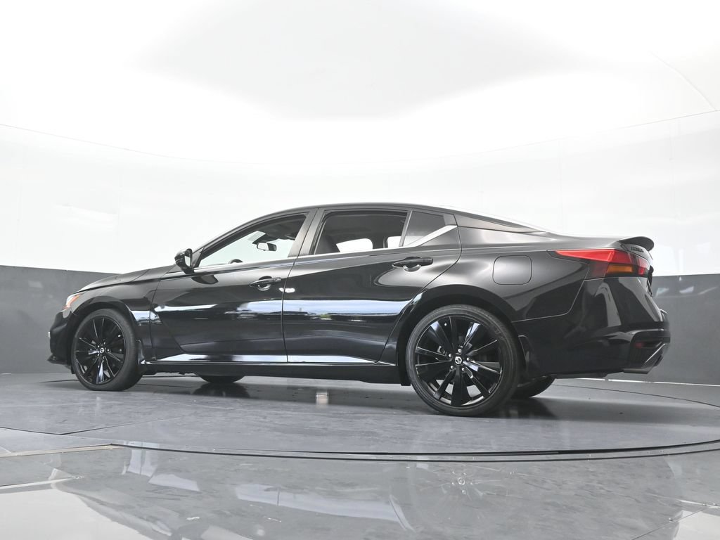 Used 2022 Nissan Altima 2.5 SR w/ Midnight Edition Package FWD image 54