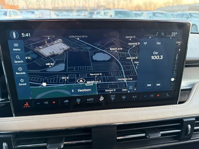 Certified 2023 Lincoln Corsair AWD image 21