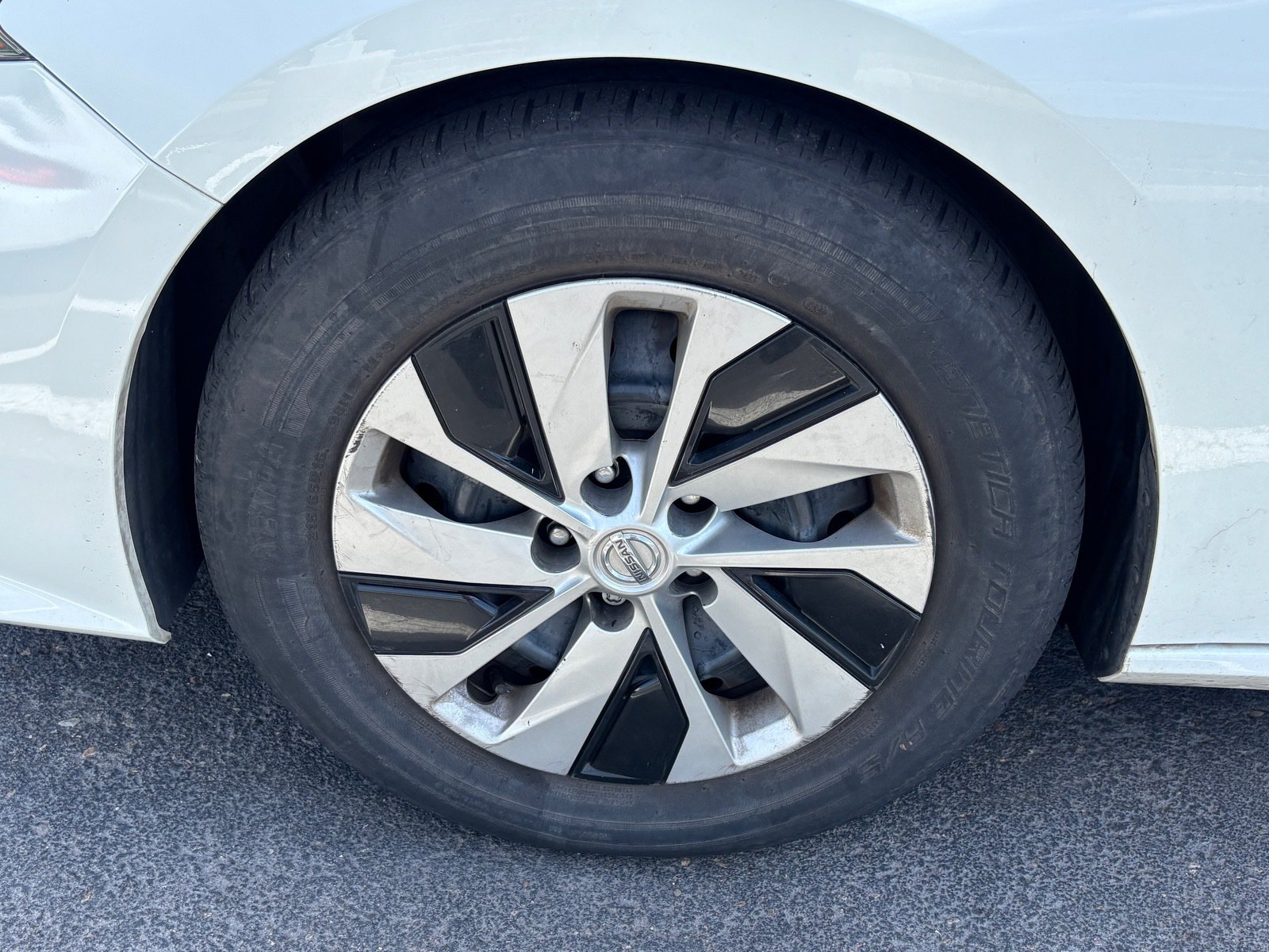 Used 2020 Nissan Altima 2.5 S FWD image 6