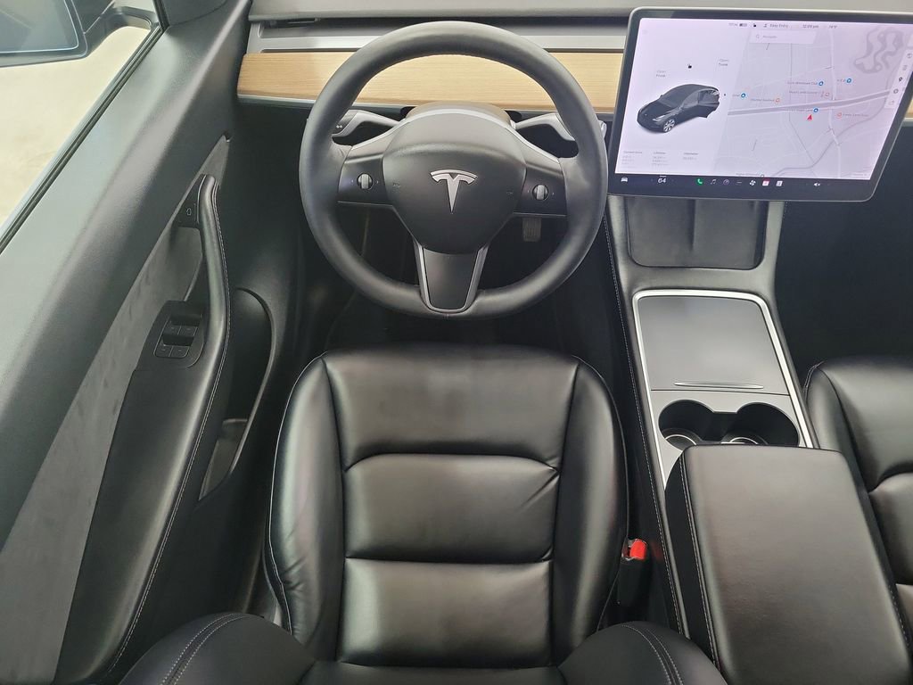 Used 2021 Tesla Model Y Long Range image 17