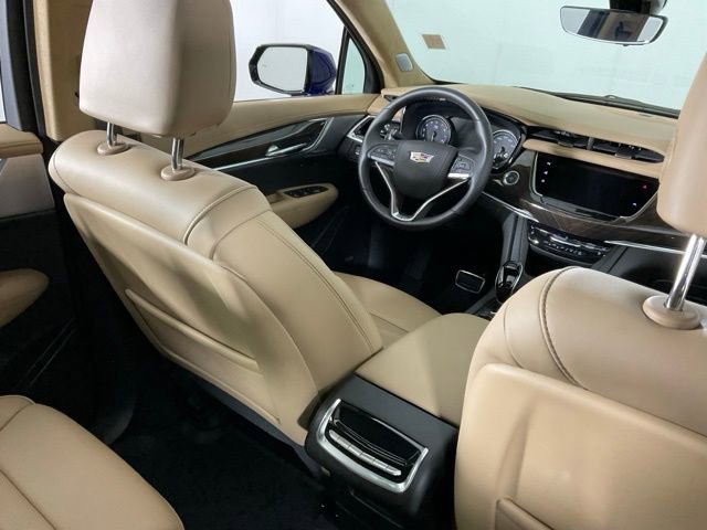 Used 2024 Cadillac XT6 Sport w/ Platinum Package image 29