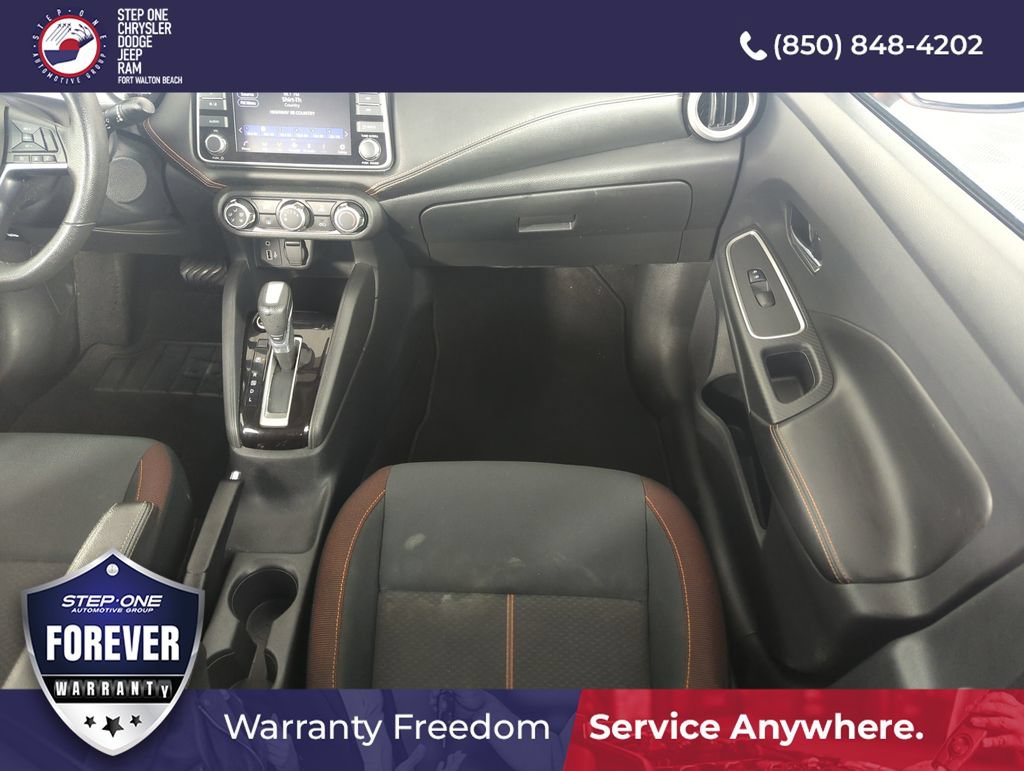 Used 2021 Nissan Versa SR FWD image 15