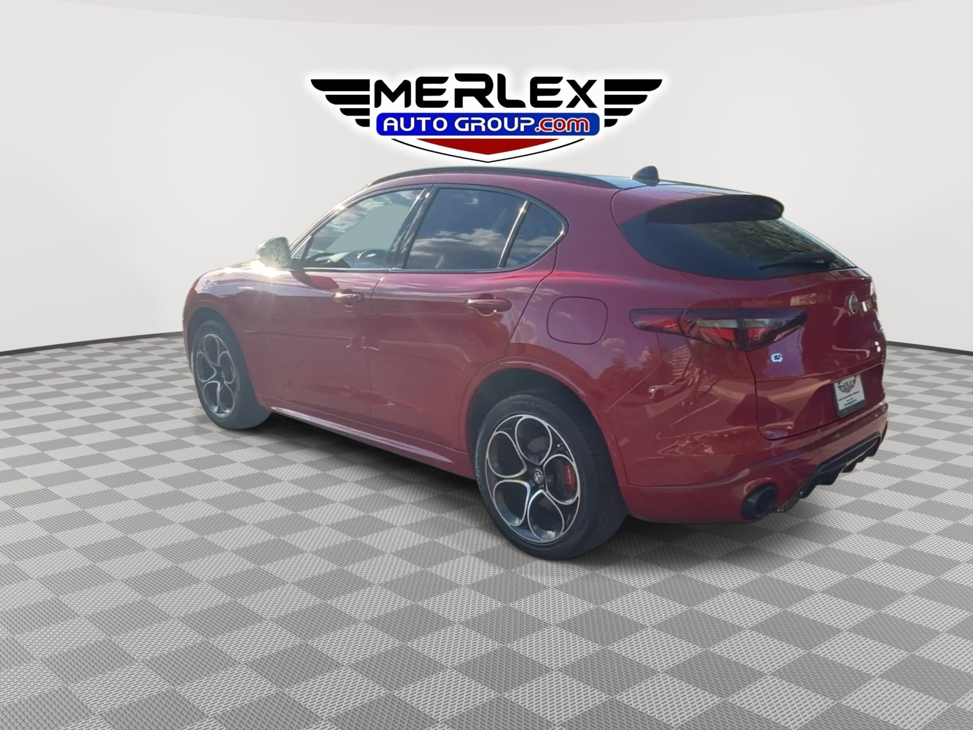 Used 2022 Alfa Romeo Stelvio Veloce AWD/4WD image 6