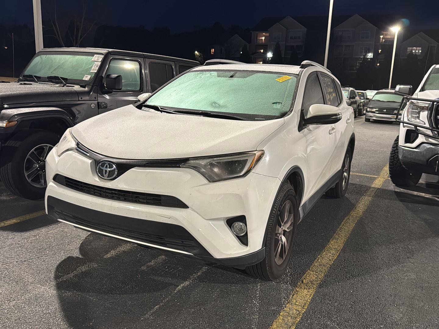 Used 2016 Toyota RAV4 XLE image 2