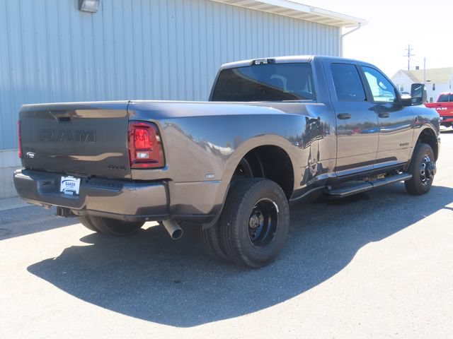 New 2026 RAM 3500 Big Horn AWD/4WD image 3