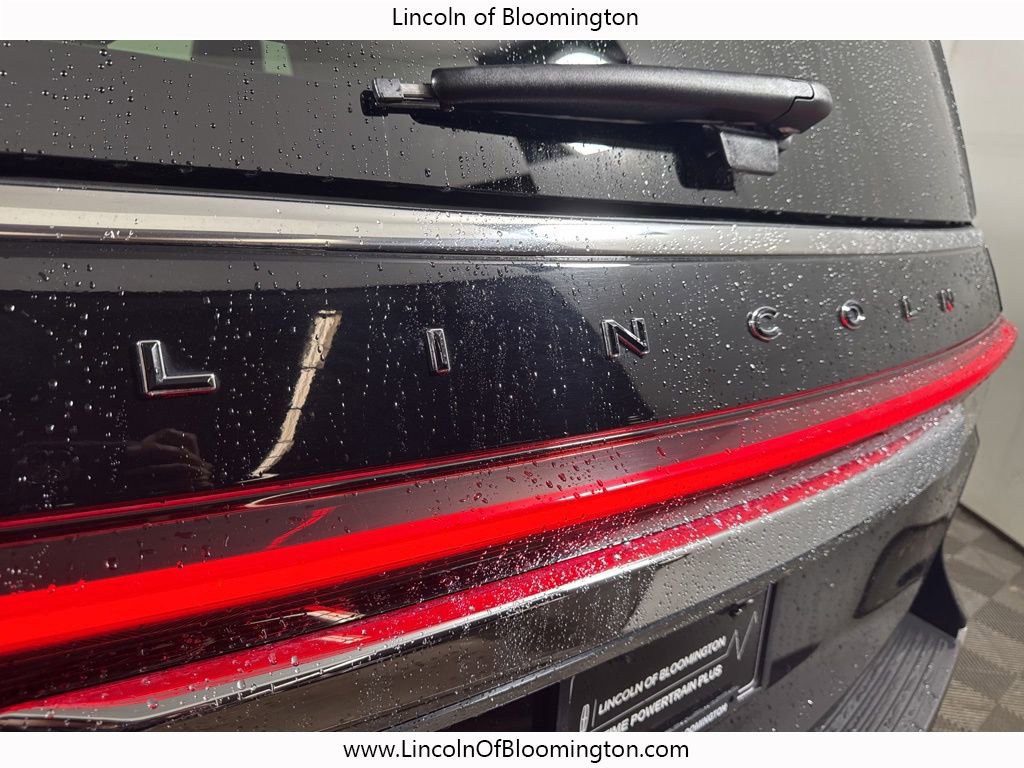 Certified 2023 Lincoln Navigator Black Label image 25