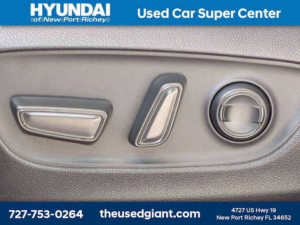 Used 2023 Toyota RAV4 XLE Premium FWD image 21