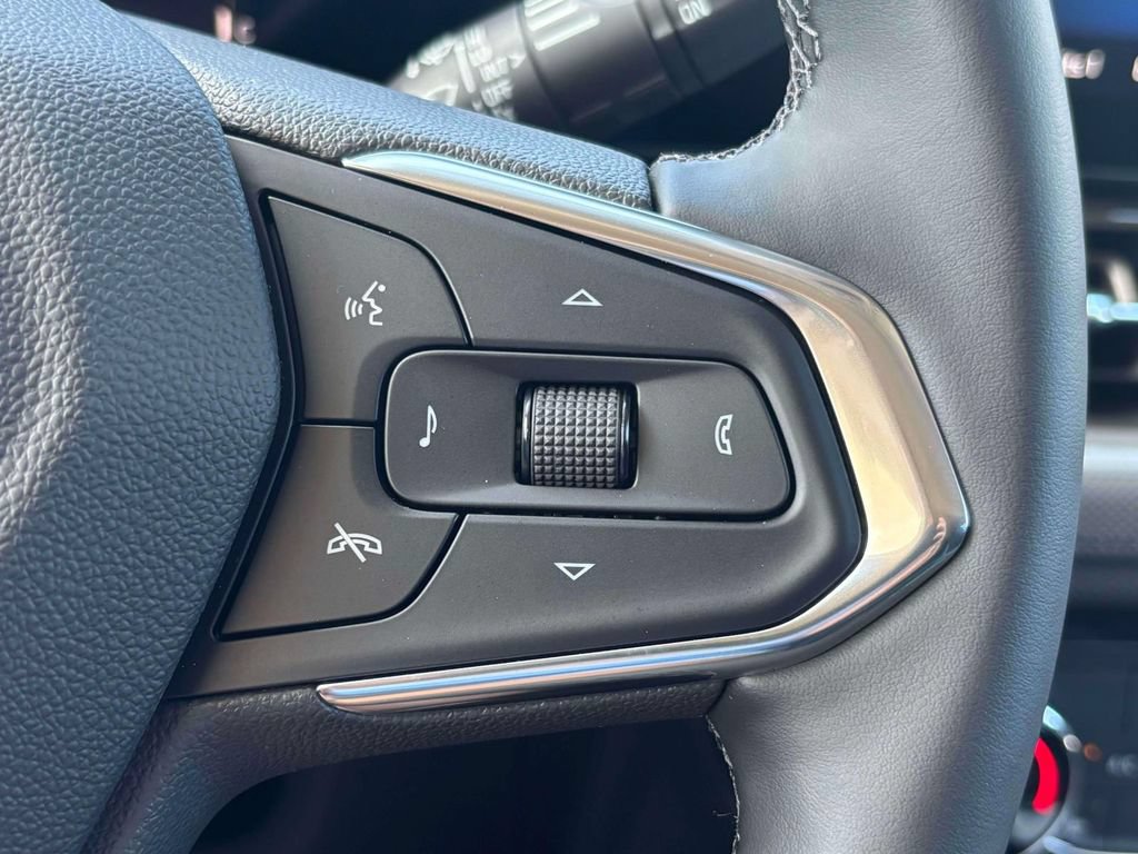 New 2026 Chevrolet TrailBlazer LT w/ LT Cold Weather Package FWD image 11