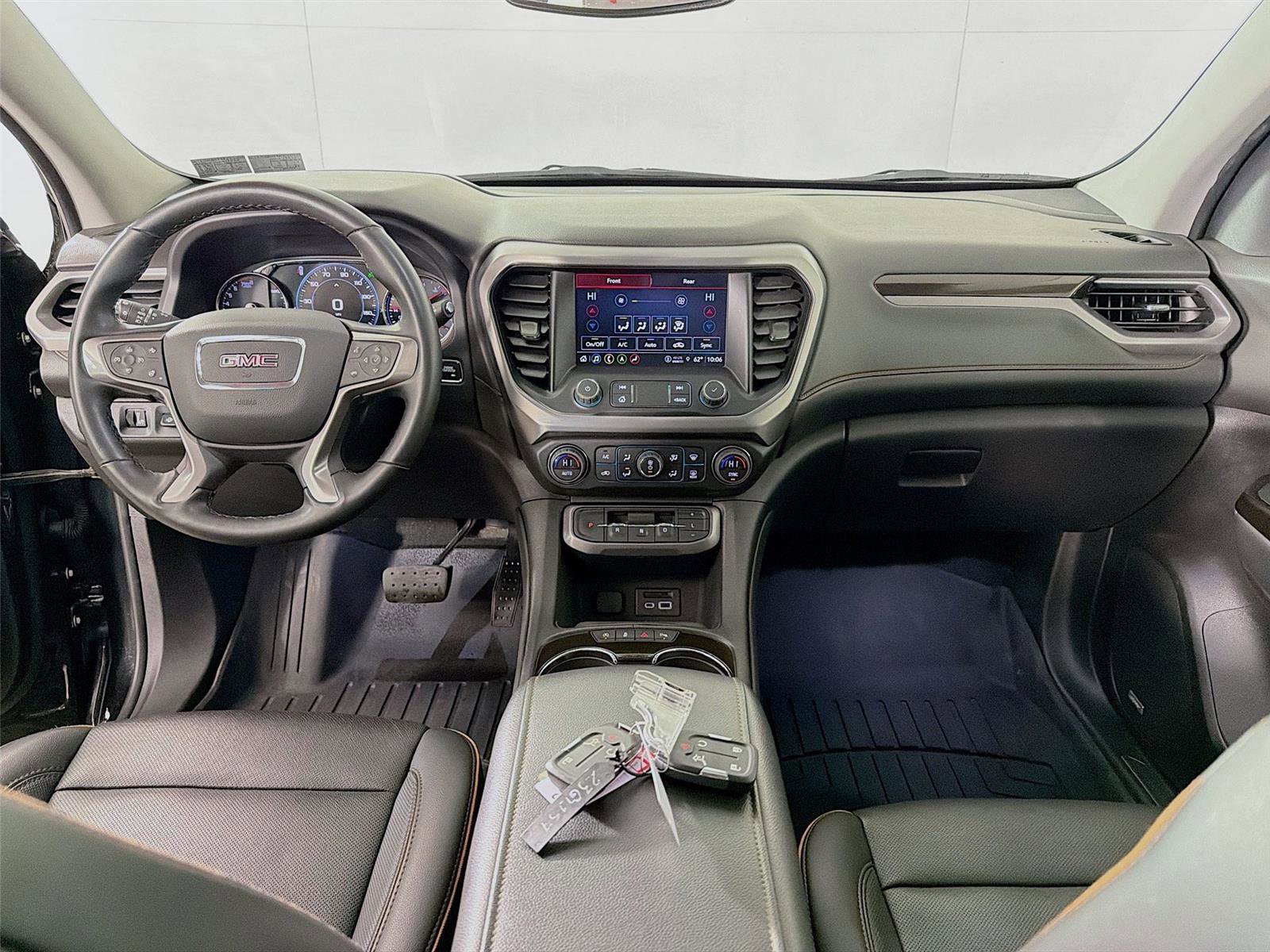 Used 2023 GMC Acadia AT4 w/ Technology Package image 24