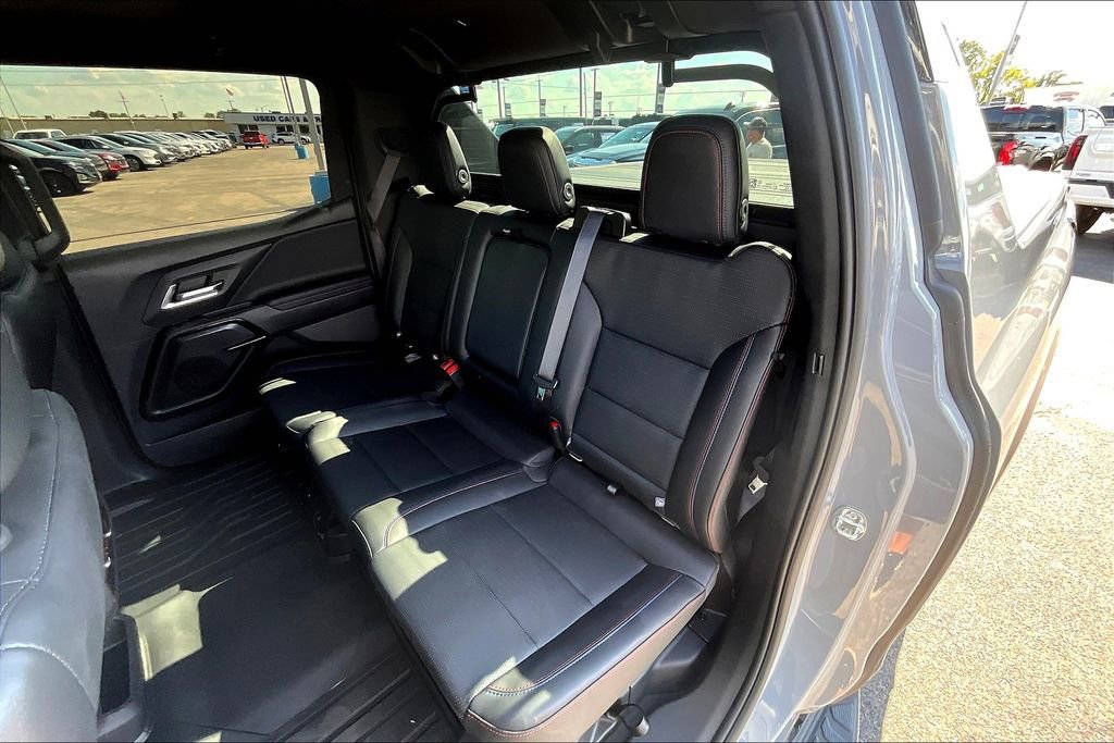 New 2025 Chevrolet Silverado EV RST AWD/4WD image 10