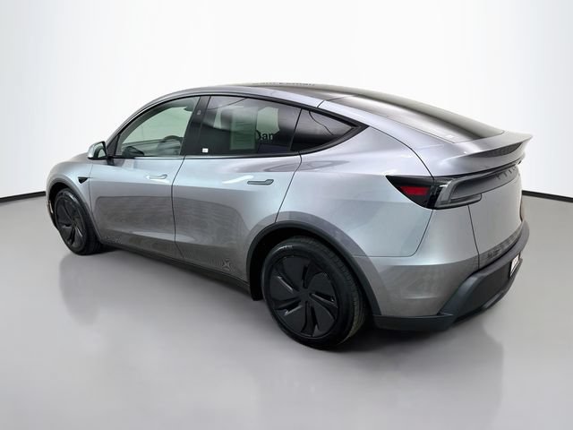 Used 2026 Tesla Model Y AWD image 5