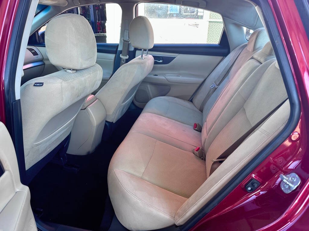 Used 2015 Nissan Altima 2.5 S w/ Special Edition Package FWD image 13