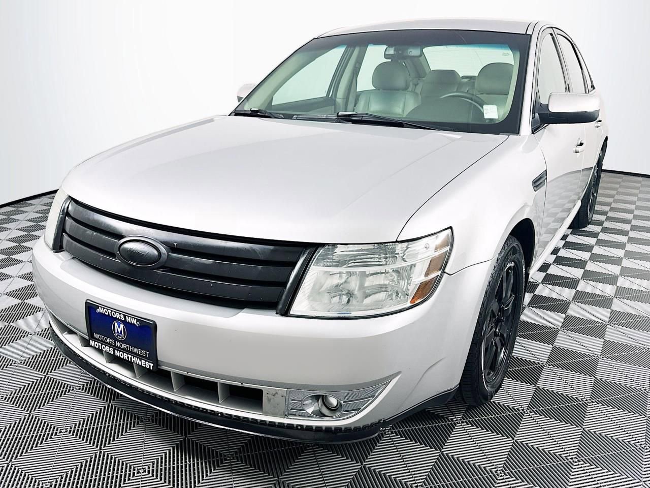 Used 2008 Ford Taurus SEL FWD image 5