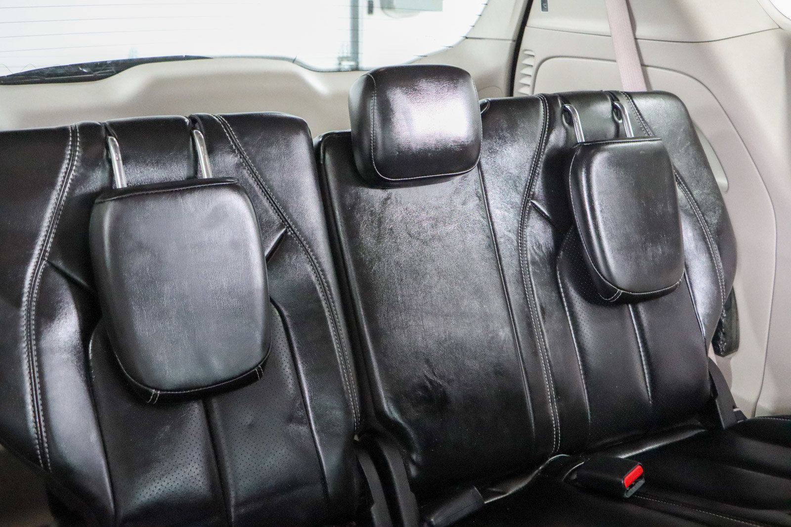 Used 2023 Chrysler Pacifica Touring-L image 29