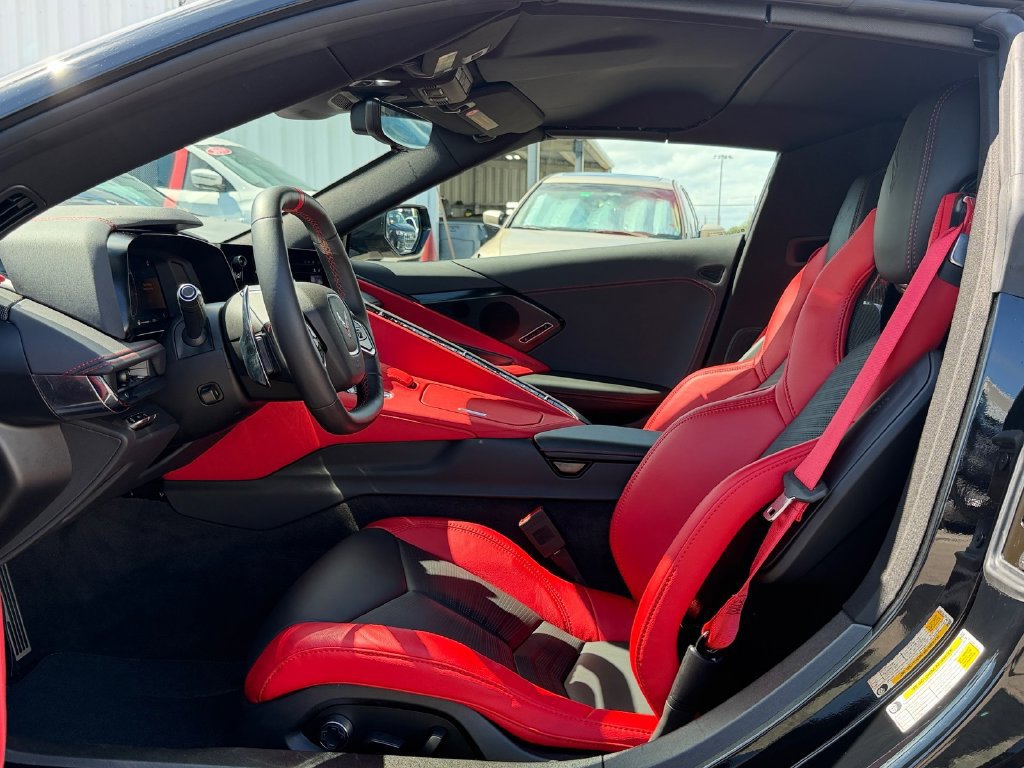Certified 2024 Chevrolet Corvette Stingray Preferred Conv w/ Stealth Interior Trim Package RWD image 11