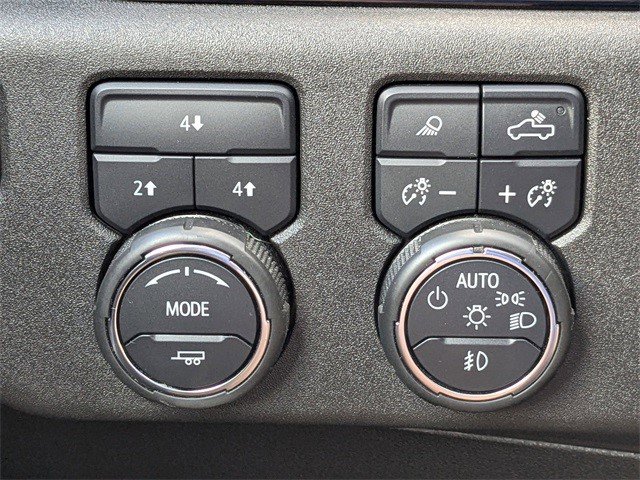 Certified 2024 Chevrolet Silverado 2500 LT w/ All Star Edition image 27