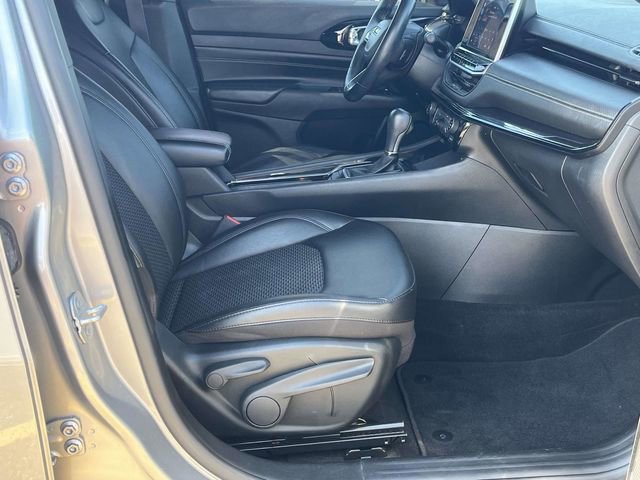 Used 2022 Jeep Compass Latitude image 23