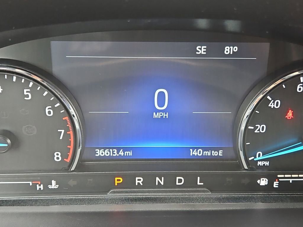 Used 2023 Ford Explorer XLT image 18