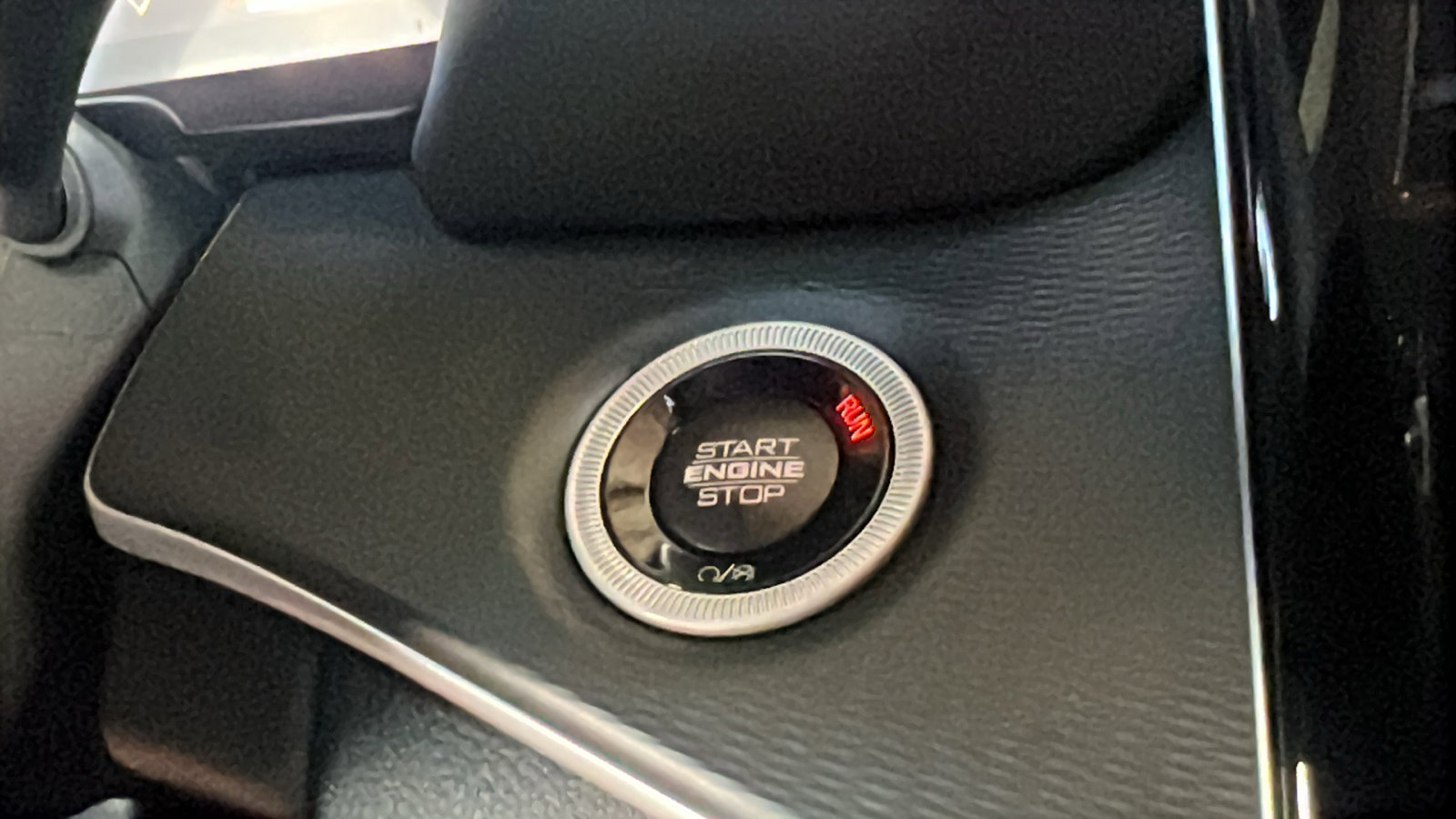 New 2025 Jeep Grand Cherokee Altitude image 26