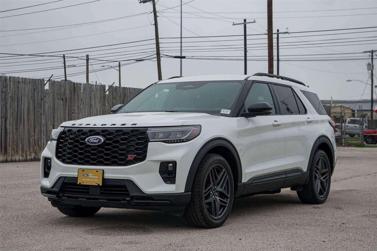 Certified 2025 Ford Explorer ST RWD image 8