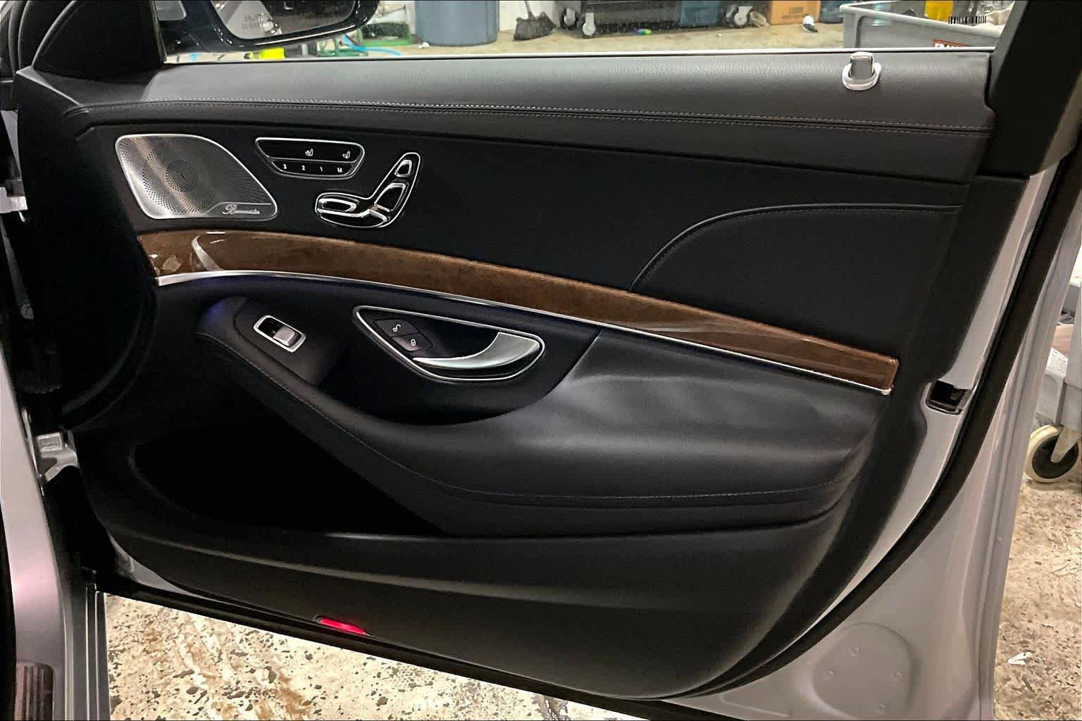 Used 2016 Mercedes-Benz S 550 4MATIC Sedan image 23