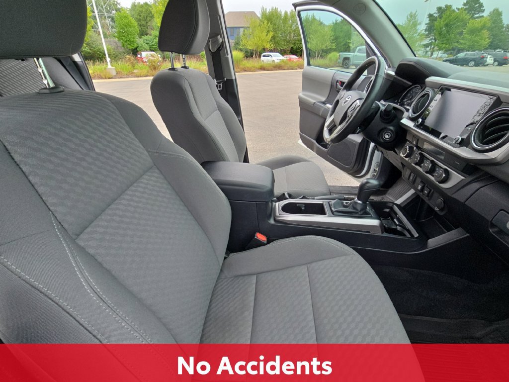 Certified 2021 Toyota Tacoma SR5 AWD/4WD image 13