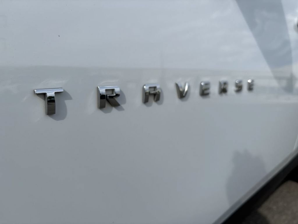Certified 2022 Chevrolet Traverse LS AWD/4WD image 35