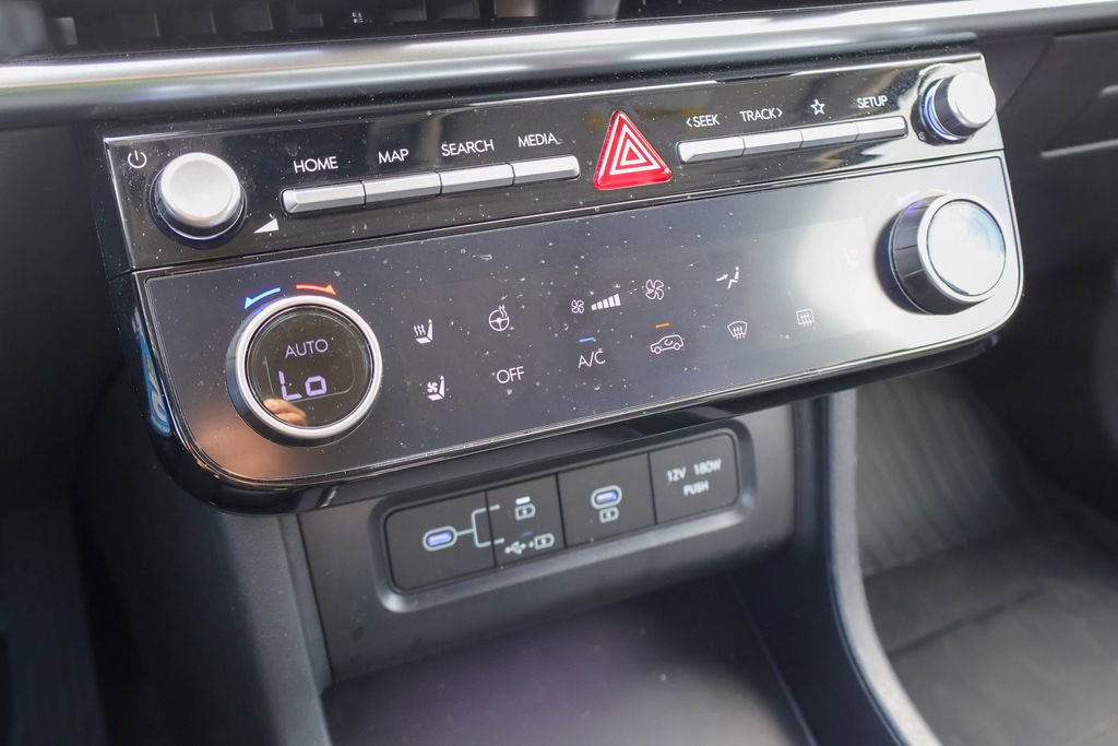 Certified 2025 Hyundai Tucson Limited image 15